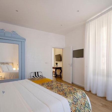 Vischi Apartment Trani By Le Marinelle Loc Turistica Exteriör bild