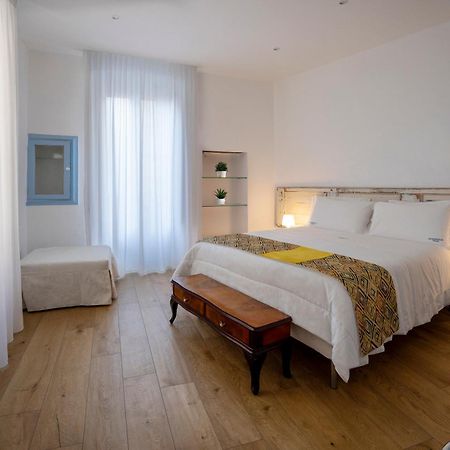 Vischi Apartment Trani By Le Marinelle Loc Turistica Exteriör bild