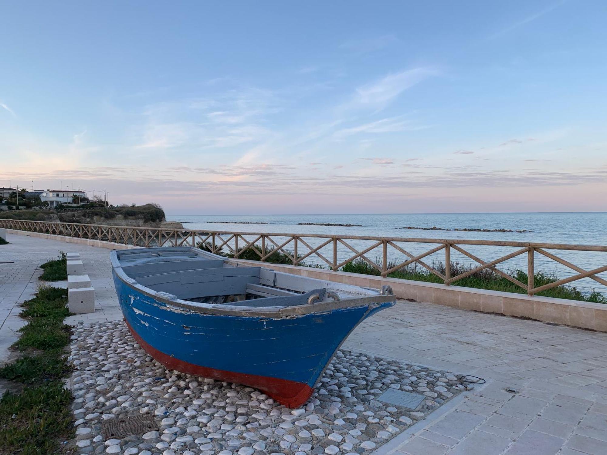 Vischi Apartment Trani By Le Marinelle Loc Turistica Exteriör bild