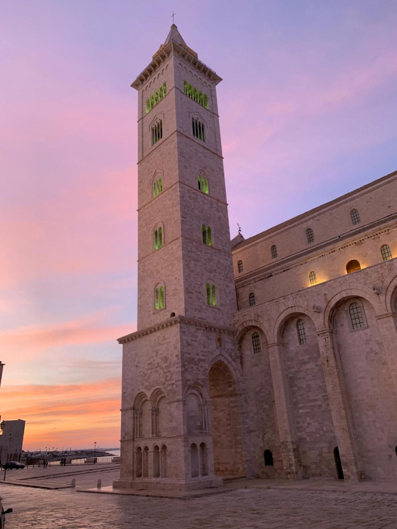 Vischi Apartment Trani By Le Marinelle Loc Turistica Exteriör bild